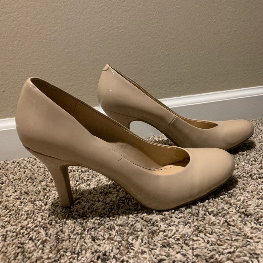 Tan Heels